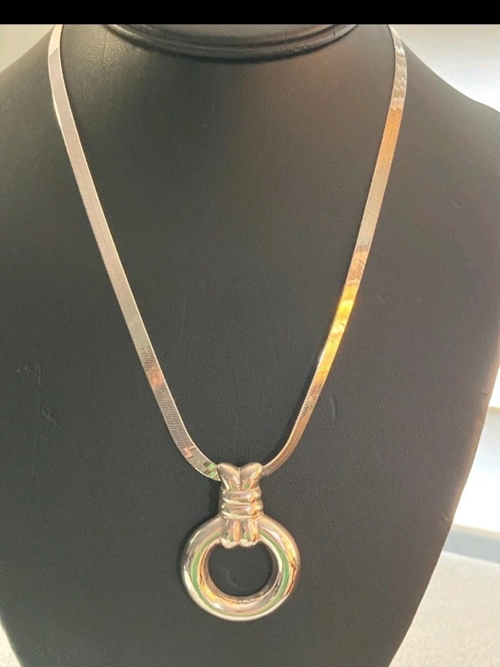 Classic Sterling Silver Circle Pendant Necklace - Women Jewelry